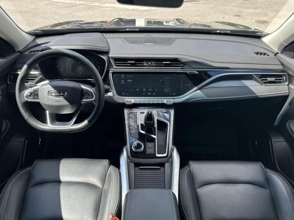 Geely Atlas Pro с пробегом 2021 года, цена 2 240 000 рублей, 48697 км, внедорожник, Автокод Объявления
