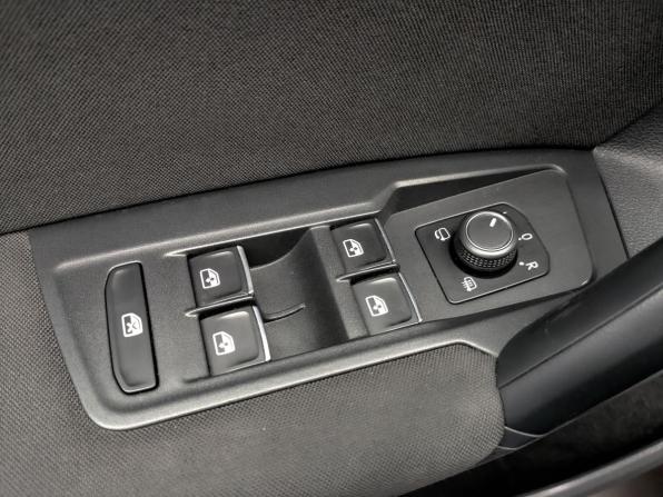 Volkswagen Tiguan II с пробегом 2018 года, цена 2 080 000 рублей, 143505 км, внедорожник, Автокод Объявления