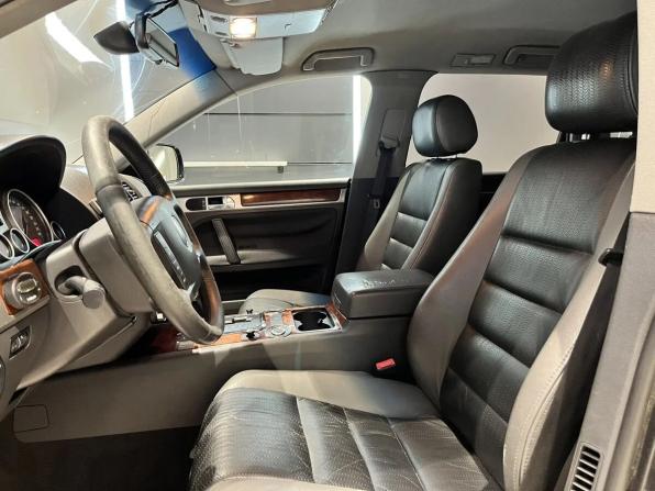Volkswagen Touareg I с пробегом 2006 года, цена 748 000 рублей, 254200 км, внедорожник, Автокод Объявления