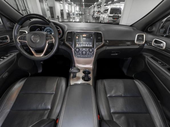 Jeep Grand Cherokee IV (WK2) Рестайлинг с пробегом 2014 года, цена 2 880 000 рублей, 111549 км, внедорожник, Автокод Объявления