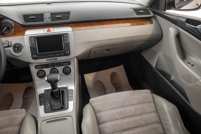 Volkswagen Passat B6 с пробегом 2007 года, цена 739 000 рублей, 221000 км, седан, Автокод Объявления