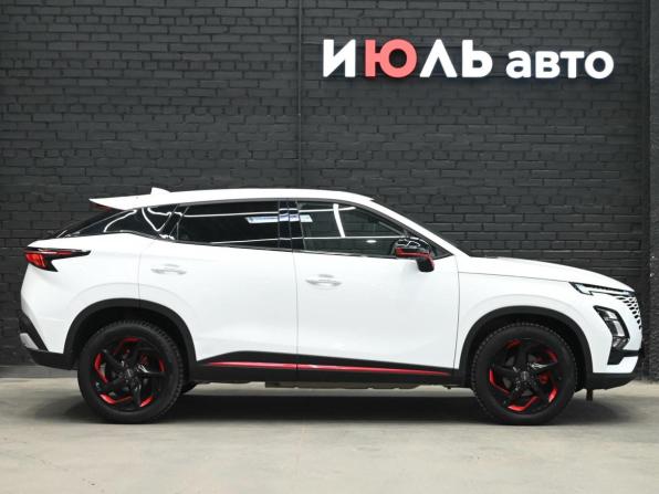 Omoda C5 I с пробегом 2022 года, цена 1 890 000 рублей, 31267 км, внедорожник, Автокод Объявления