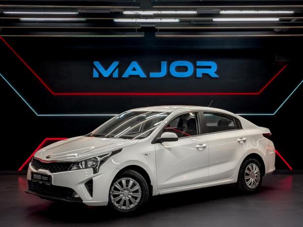 Kia Rio IV Рестайлинг с пробегом 2021 года, цена 1 390 000 рублей, 97751 км, седан, Автокод Объявления