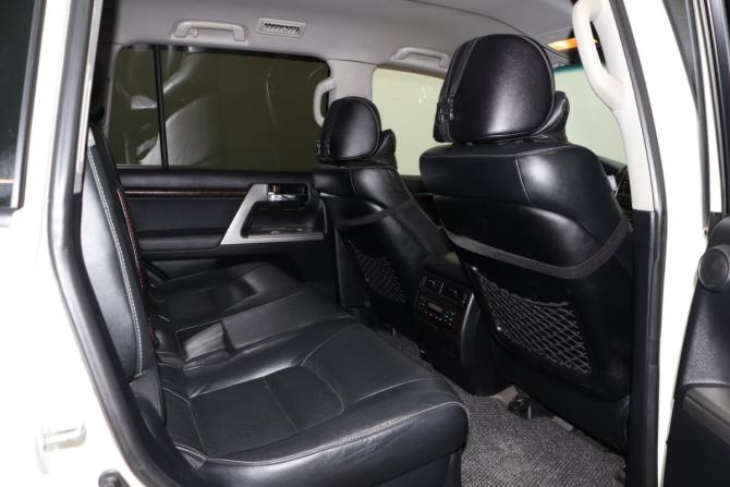 Toyota Land Cruiser 200 Series Рестайлинг 1 с пробегом 2015 года, цена 4 600 000 рублей, 190337 км, внедорожник, Автокод Объявления
