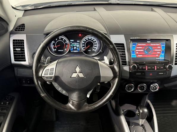 Mitsubishi Outlander II Рестайлинг с пробегом 2012 года, цена 1 299 800 рублей, 123000 км, внедорожник, Автокод Объявления