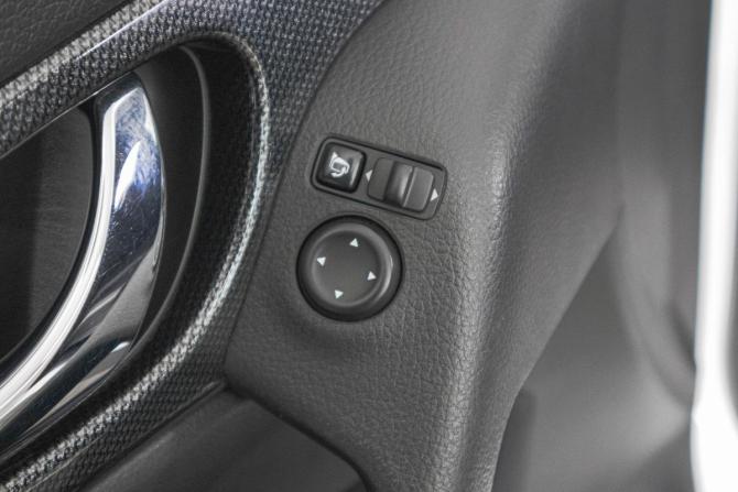 Nissan X-Trail III с пробегом 2015 года, цена 1 899 000 рублей, 147240 км, внедорожник, Автокод Объявления