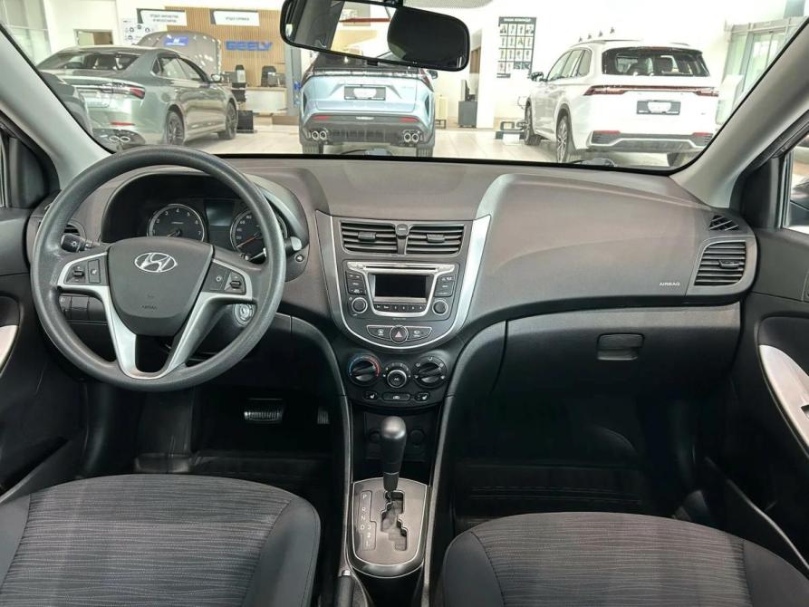 Hyundai Solaris I Рестайлинг Екатеринбург  - изображение 13
