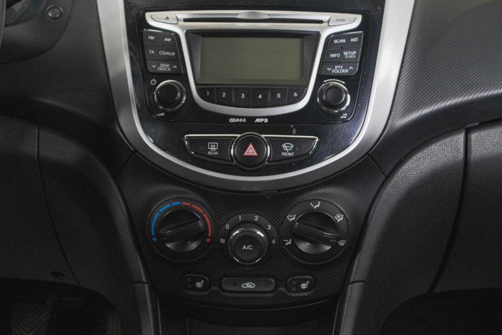 Hyundai Solaris I Кемерово  - изображение 17