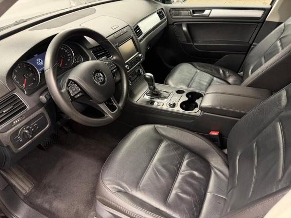 Volkswagen Touareg II с пробегом 2012 года, цена 1 590 000 рублей, 286494 км, внедорожник, Автокод Объявления