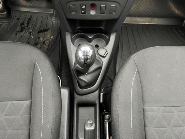 Renault Sandero II с пробегом 2016 года, цена 1 050 000 рублей, 78365 км, хэтчбек, Автокод Объявления