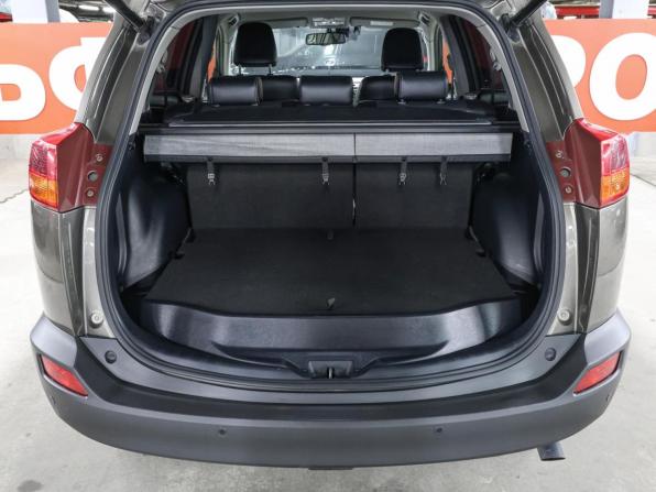 Toyota RAV4 IV (XA40) с пробегом 2013 года, цена 1 898 000 рублей, 216323 км, внедорожник, Автокод Объявления