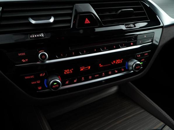 BMW 5 серии VII (G30/G31/G38) с пробегом 2018 года, цена 3 449 097 рублей, 126161 км, седан, Автокод Объявления