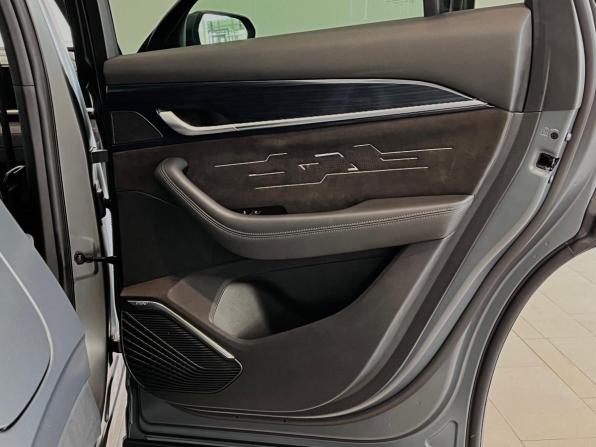 Geely Monjaro I с пробегом 2024 года, цена 3 529 000 рублей, 45276 км, внедорожник, Автокод Объявления