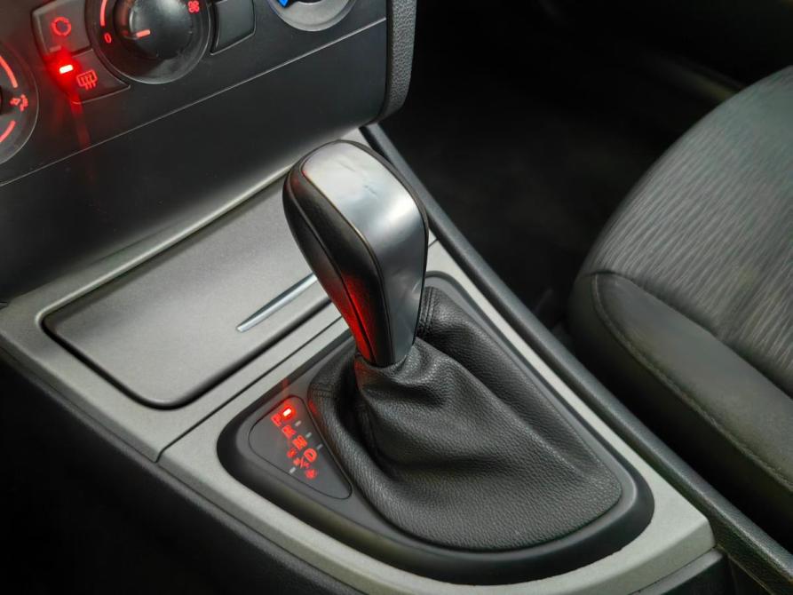 BMW 1 серии I (E81/E82/E87/E88) Рестайлинг Москва  - изображение 19