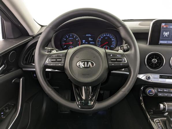 Kia Stinger I с пробегом 2018 года, цена 2 450 000 рублей, 105810 км, лифтбек, Автокод Объявления