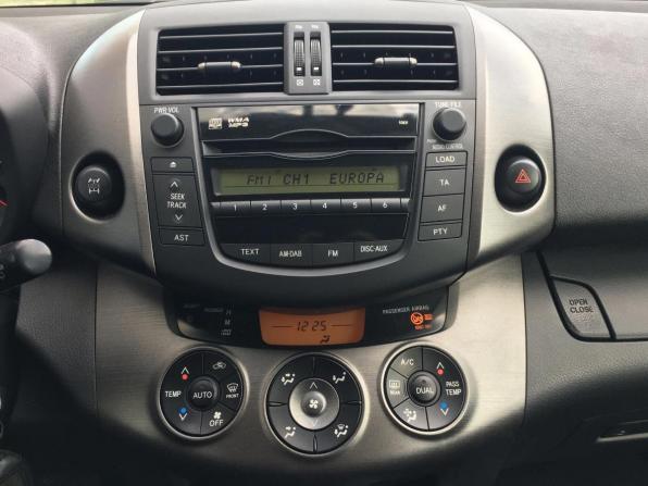 Toyota RAV4 III (XA30) Рестайлинг с пробегом 2011 года, цена 1 400 000 рублей, 117494 км, внедорожник, Автокод Объявления