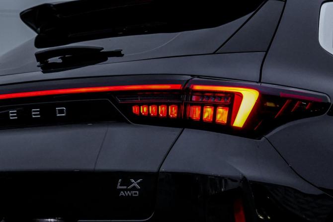 Exeed LX I Рестайлинг с пробегом 2024 года, цена 2 348 000 рублей, 44650 км, внедорожник, Автокод Объявления