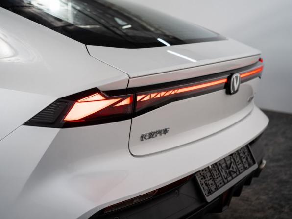 Changan UNI-V I с пробегом 2025 года, цена 2 980 000 рублей, 328 км, лифтбек, Автокод Объявления
