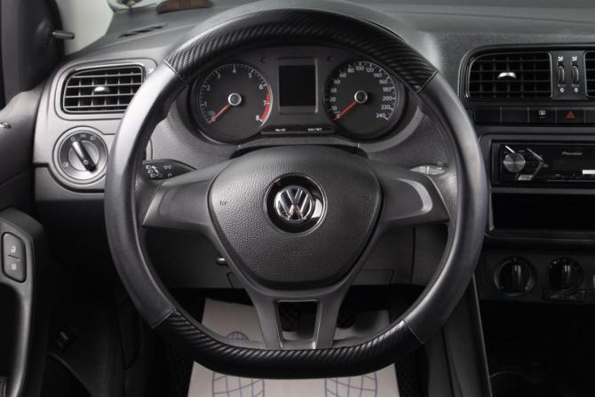 Volkswagen Polo V Рестайлинг с пробегом 2018 года, цена 1 279 000 рублей, 87400 км, седан, Автокод Объявления