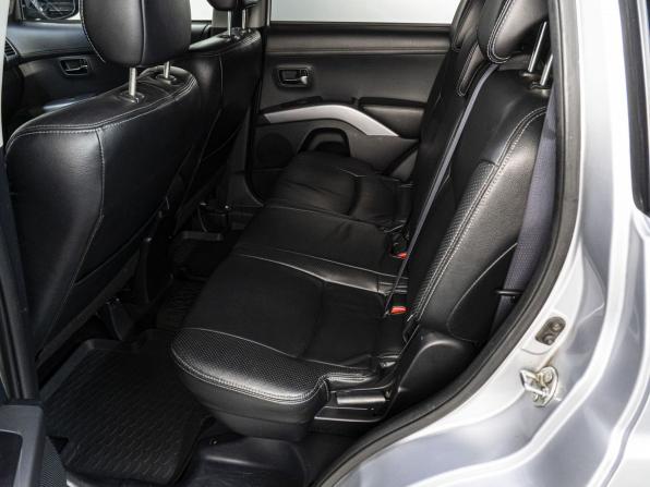Mitsubishi Outlander II Рестайлинг с пробегом 2011 года, цена 1 125 000 рублей, 293000 км, внедорожник, Автокод Объявления