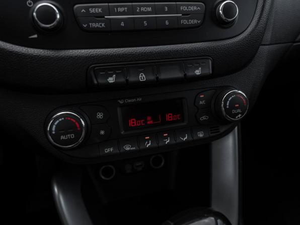Kia Ceed II Рестайлинг с пробегом 2017 года, цена 1 175 000 рублей, 195265 км, хэтчбек, Автокод Объявления