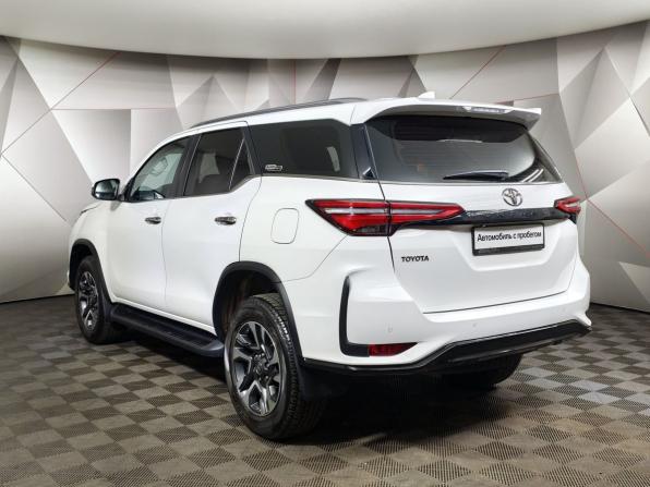Toyota Fortuner II Рестайлинг с пробегом 2021 года, цена 4 395 000 рублей, 47432 км, внедорожник, Автокод Объявления