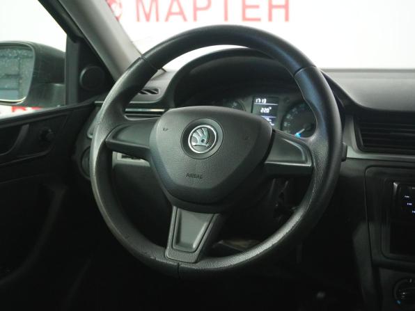Skoda Rapid I с пробегом 2014 года, цена 760 000 рублей, 171095 км, лифтбек, Автокод Объявления