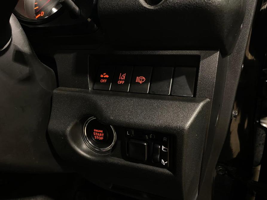 Suzuki Jimny IV Челябинск  - изображение 15