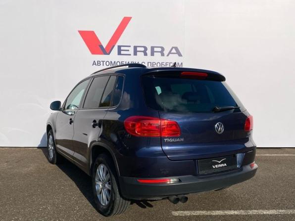 Volkswagen Tiguan I Рестайлинг с пробегом 2011 года, цена 890 000 рублей, 381000 км, внедорожник, Автокод Объявления