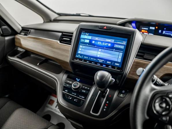 Honda Freed II Рестайлинг с пробегом 2020 года, цена 1 657 000 рублей, 142000 км, компактвэн, Автокод Объявления