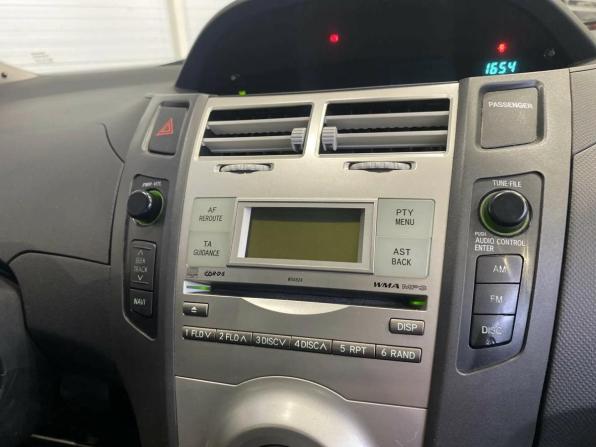 Toyota Yaris II с пробегом 2008 года, цена 570 000 рублей, 153616 км, хэтчбек, Автокод Объявления
