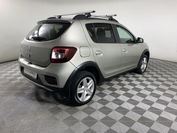Renault Sandero II с пробегом 2016 года, цена 969 000 рублей, 96348 км, хэтчбек, Автокод Объявления