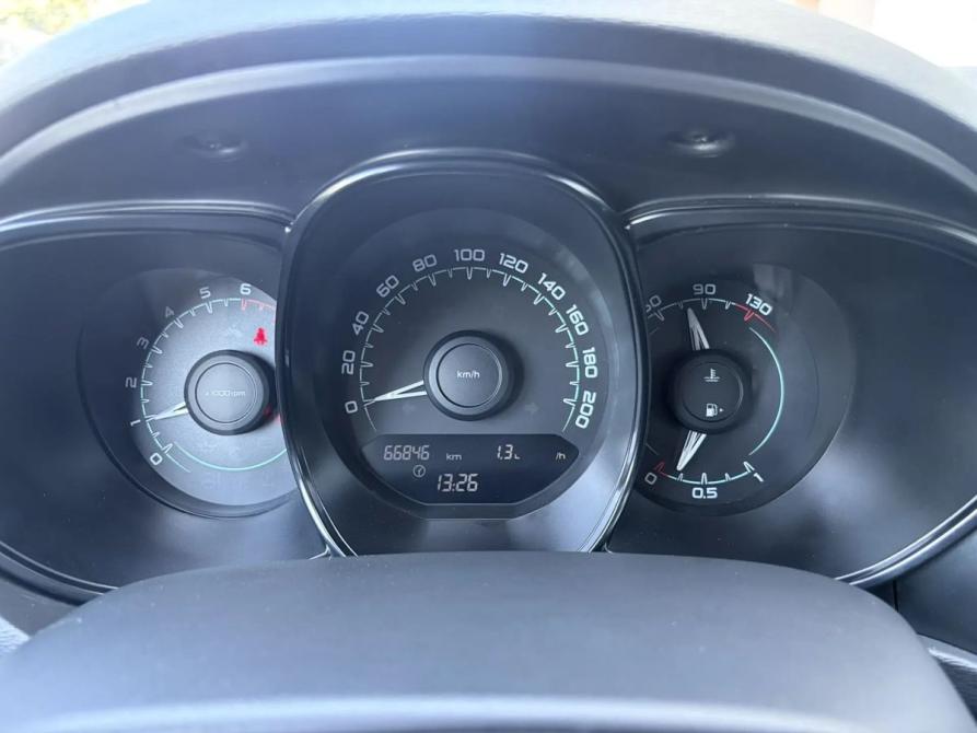 Lada (ВАЗ) Vesta I Москва  - изображение 13
