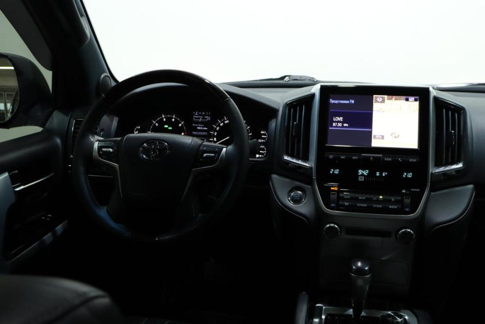 Toyota Land Cruiser 200 Series Рестайлинг 2 Сургут  - изображение 23