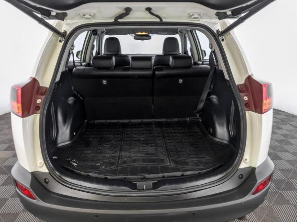 Toyota RAV4 IV (XA40) с пробегом 2015 года, цена 1 825 000 рублей, 236892 км, внедорожник, Автокод Объявления