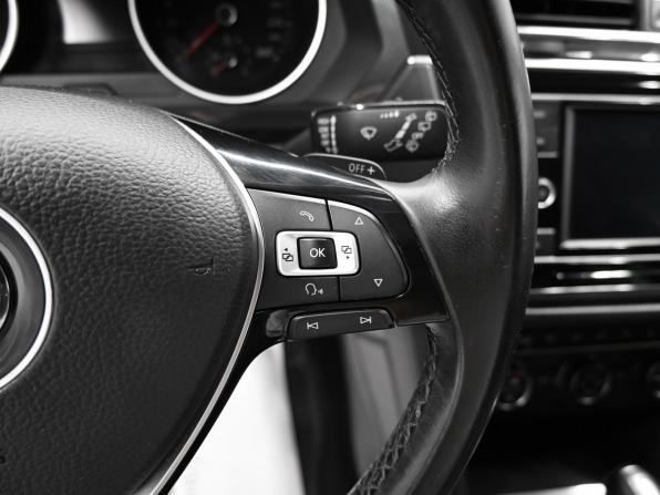 Volkswagen Tiguan II с пробегом 2017 года, цена 1 950 000 рублей, 171254 км, внедорожник, Автокод Объявления