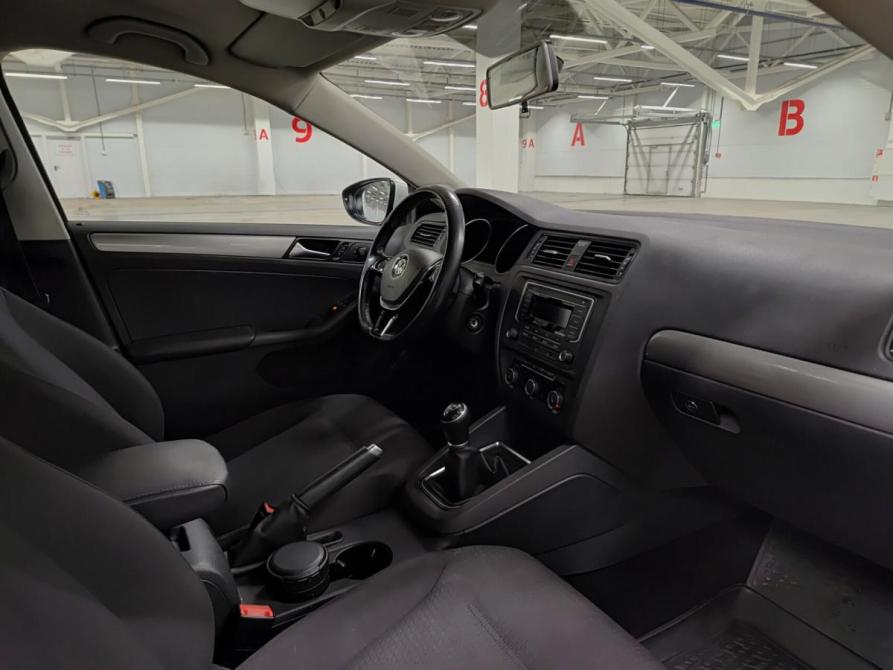 Volkswagen Jetta VI Рестайлинг Казань  - изображение 13