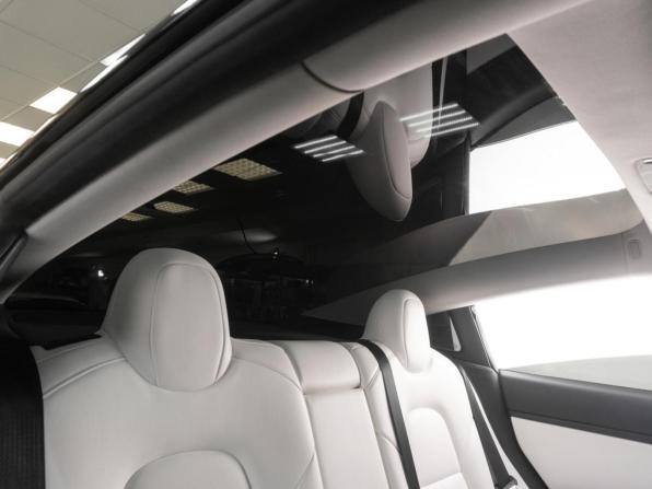 Tesla Model 3 I с пробегом 2019 года, цена 2 899 000 рублей, 84199 км, седан, Автокод Объявления