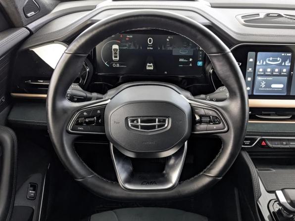 Geely Monjaro I с пробегом 2023 года, цена 3 080 000 рублей, 75304 км, внедорожник, Автокод Объявления