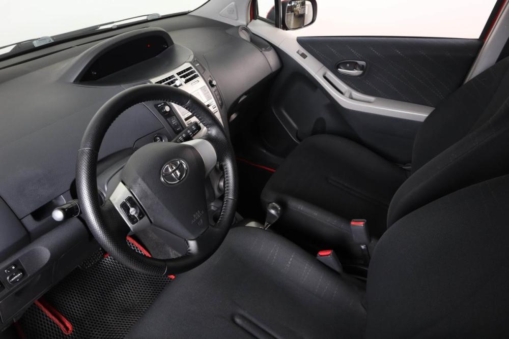Toyota Yaris II Пермь  - изображение 10