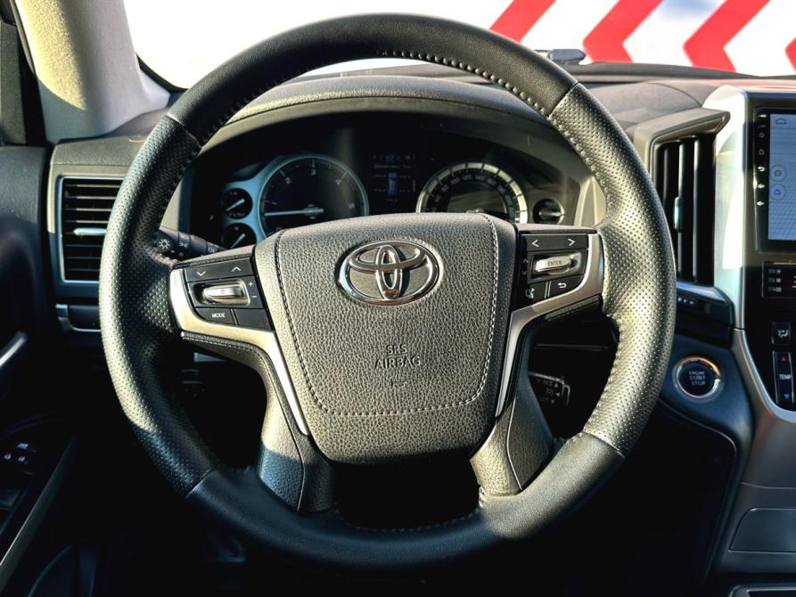 Toyota Land Cruiser 200 Series Рестайлинг 2 Пермь  - изображение 11