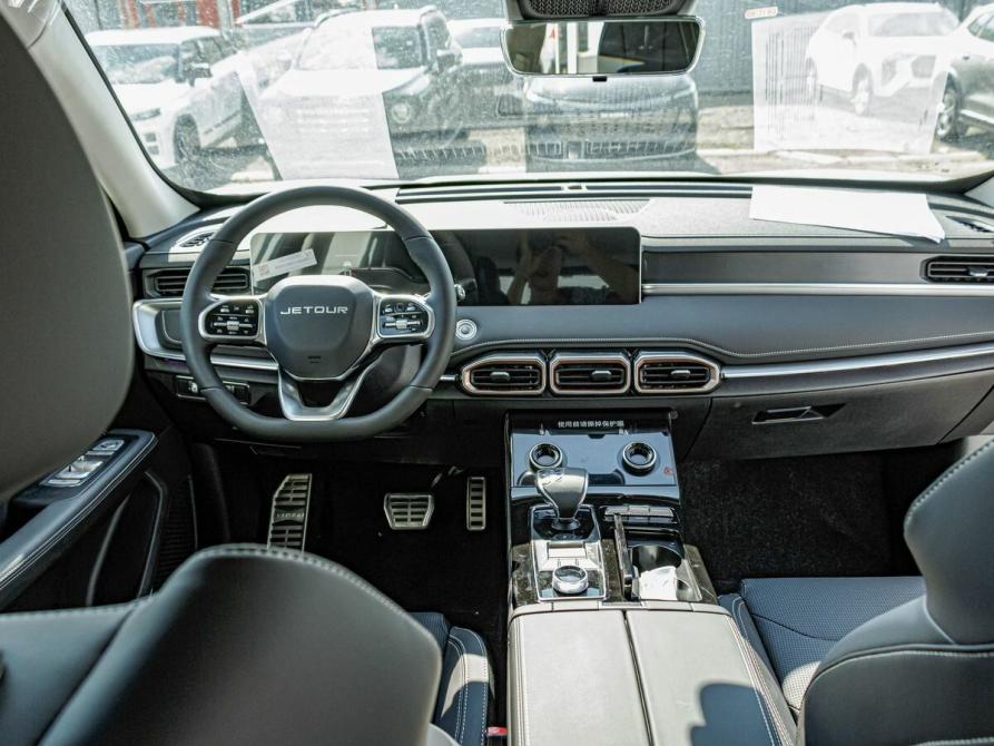 JETOUR X70+ I Рестайлинг Москва  - изображение 11
