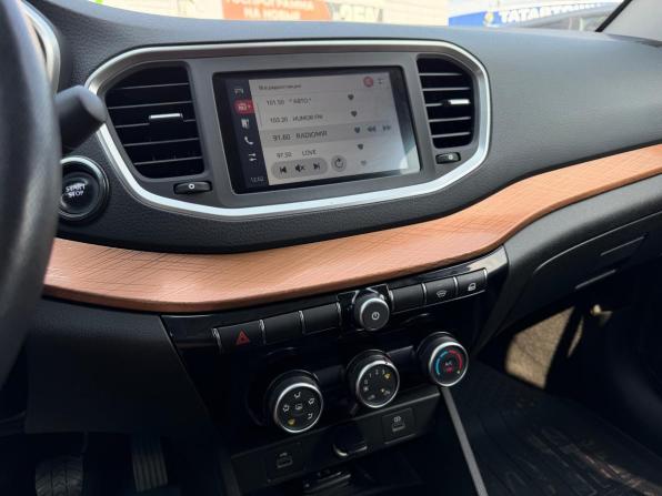 Lada (ВАЗ) Vesta I Рестайлинг (NG) с пробегом 2024 года, цена 1 200 000 рублей, 45000 км, седан, Автокод Объявления