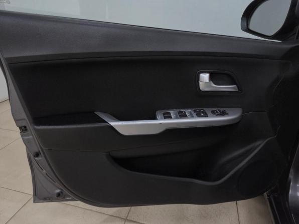 Kia Rio III с пробегом 2013 года, цена 645 000 рублей, 230119 км, хэтчбек, Автокод Объявления