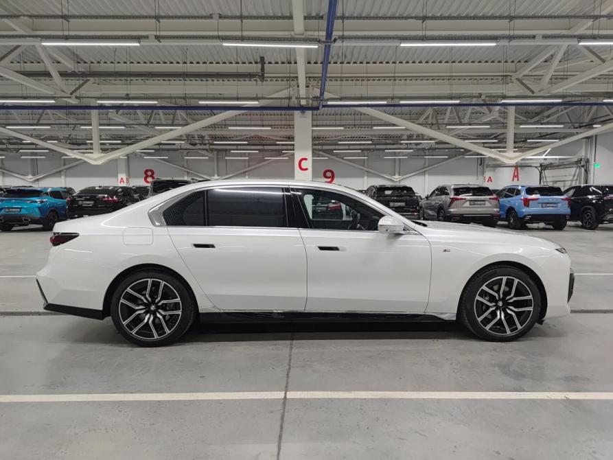 BMW 7 серии VII (G70) Казань  - изображение 5