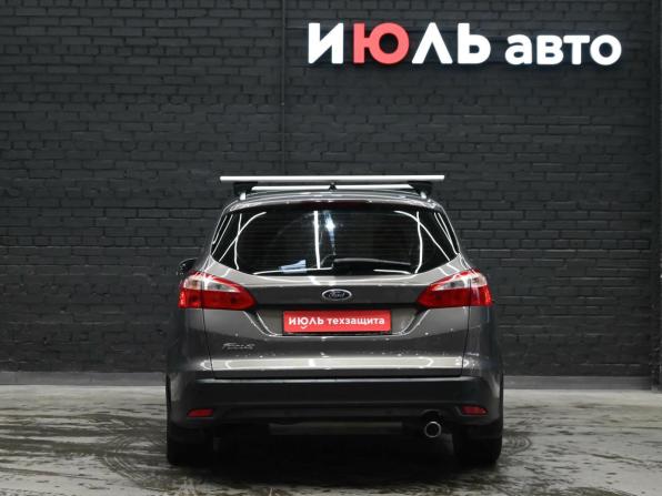 Ford Focus III с пробегом 2013 года, цена 880 000 рублей, 195543 км, универсал, Автокод Объявления