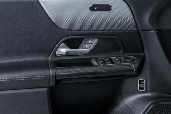 Mercedes-Benz GLB I (X247) с пробегом 2021 года, цена 3 300 000 рублей, 107658 км, внедорожник, Автокод Объявления
