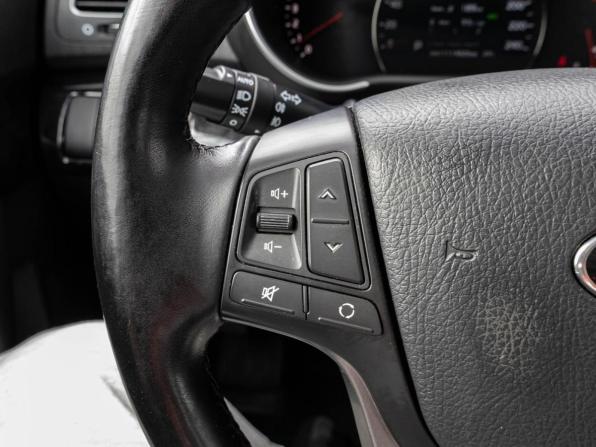 Kia Sorento II Рестайлинг с пробегом 2018 года, цена 2 150 000 рублей, 111460 км, внедорожник, Автокод Объявления