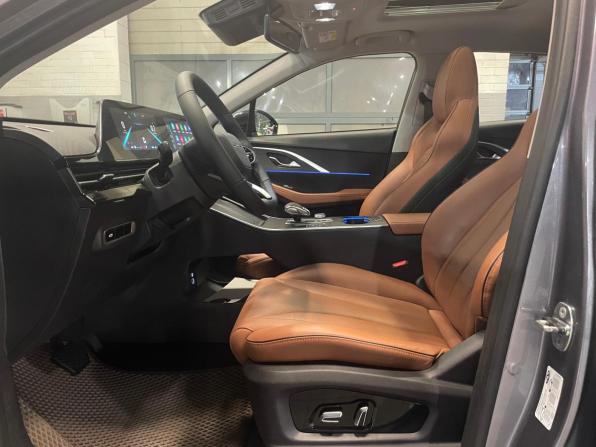 Omoda C5 I с пробегом 2022 года, цена 1 499 000 рублей, 82000 км, внедорожник, Автокод Объявления