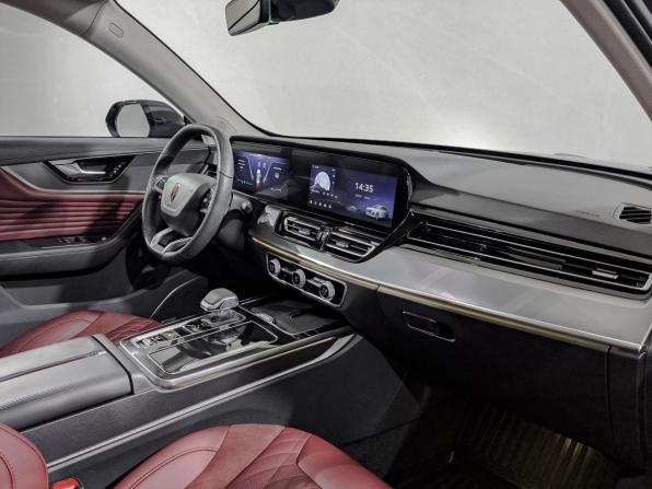 Hongqi HS5 I Рестайлинг с пробегом 2023 года, цена 3 090 000 рублей, 27323 км, внедорожник, Автокод Объявления